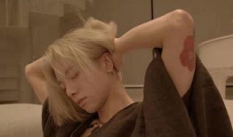 华晨宇圈内人爆料女友,神秘女友身份引热议，圈内人爆料细节揭晓